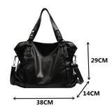 Cécile. - Elegantna Hobo torba