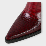 Cipele s krokodilskim uzorkom i elegantnom petom