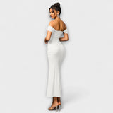 Ione - Bodycon haljina s otvorenim ramenima i volanima