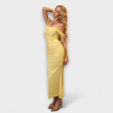 Ione - Bodycon haljina s otvorenim ramenima i volanima
